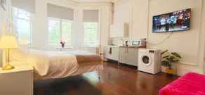 Hostel 7 - Image 3