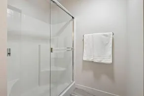 Beautiful Brand New Kuna Home - Image 2
