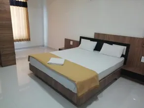 Le Grand Hotel - Image 3