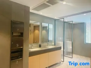 YUE.SCENERY HoTEL - Image 3
