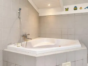 8 Person Holiday Home in Hals - Image 5