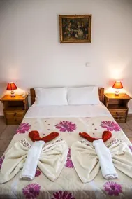 Thimios Rooms - Image 5