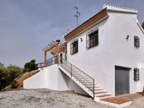 Stunning Cottage with Pool, Terrace, Garden, Sun-loungers - Image 3