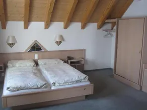 Hotel des Alpes Realp - Image 3