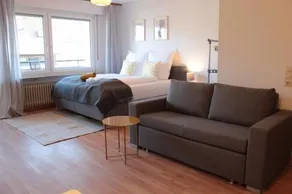 Zentral. Stylisch. Balkon & Parkplatz. Netflix - Image 2