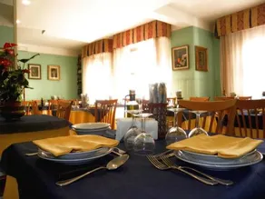 Hotel S.Rita - Image 5