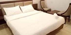 Vels Hotel - Image 3
