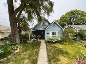 Casa Madre Chic Lakefront Cottage near Ann Arbor - Image 2