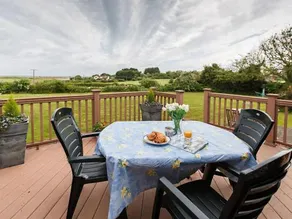 Mellors Holt - Image 2