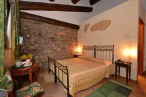 Horse's House B&B - Image 4