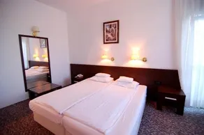 Hotel Zamak Inter - Image 2