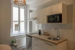Bel appartement idéalement situé - Image 3