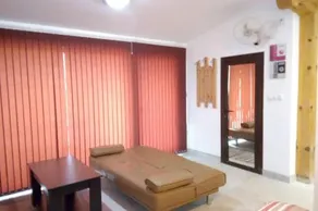 The white House (studio apartment) - Image 5