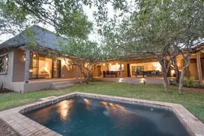 Pangolin Lodge - Image 5