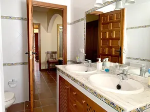 House With 3 Bedrooms in Aldehuela de la Bóveda, With Furnished Terrace and Wifi - Image 2