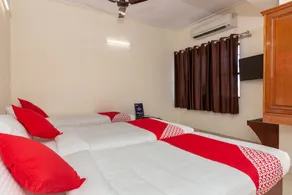Flagship Kishore Inn By OYO Rooms - Image 4
