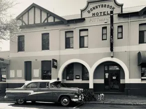 Donnybrook Hotel - Image 5