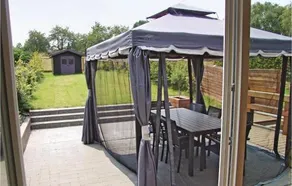 Stunning Home in Borlo With Wifi and 4 Bedrooms - Image 3