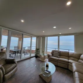 Oceanfront Condominiums with Private Beach Access - Image 3