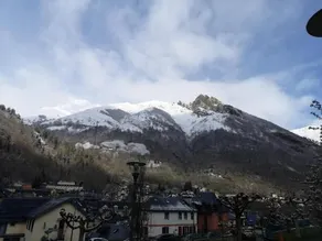 Duplex spacieux avec vue montagne au cœur de Cauterets, 6 à 8 pers, 3 chambres, 2 SDB - Image 4