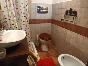 Beautiful 2-bed House - Image 5