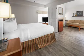 Tysons Corner Suites A Baymont By Wyndham - Image 3
