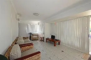 Alexandra Lodge - Image 1