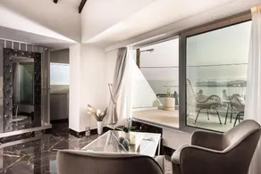Six Senses Deluxe Suite - Image 2