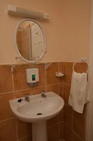 Brassil Bed And Breakfast - Image 5