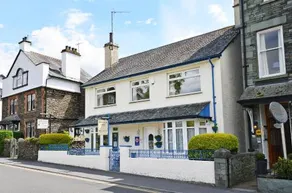 Ambleside Lodge - Image 2