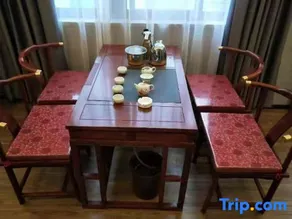 Ruijia Jinlong Hotel - Image 4