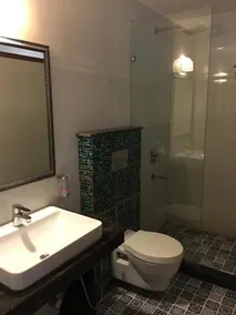 Hotel Posh - Image 3