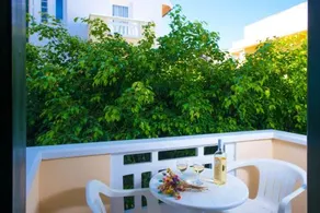Golden Sun Hotel - Image 3