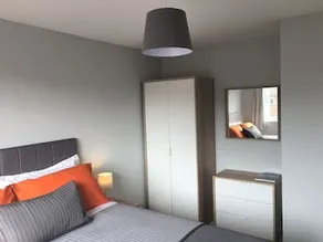 Merlin House - Image 2