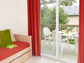 Apartment in Rignac near Lake Peyrade - Image 3