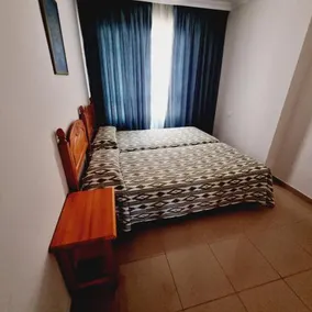 Apartamentos la Avenida Playa la Arena - Image 2
