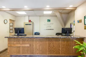 Quality Inn & Suites Santa Maria - Image 2