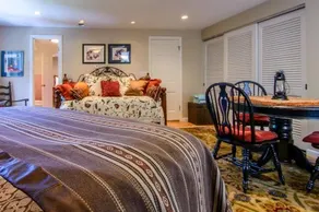 Seldom Scene Meadow Bed & Breakfast - Image 2