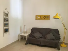 Collins Apartments - Image 2