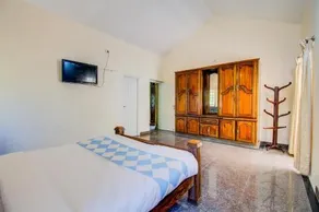 Luxury Studio Home in Virajpet - Image 5