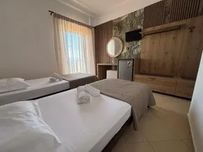 Hotel Avra - Image 5