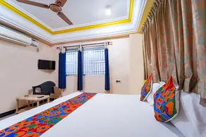 FabExpress Sivabhagya Annex - Nr. Arappalayam Bus Stand - Image 3
