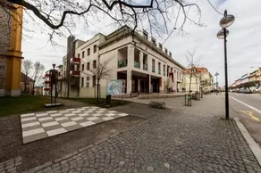 Hluboka Apartment - Image 2