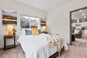 Full ADA Unit 2 Bed 2 Bath Unit Near Downtown - Image 2