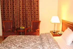 Al Hayet Palace Hotel - Image 4