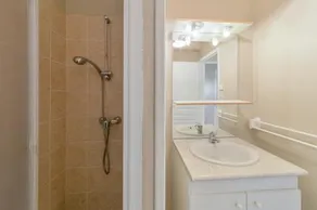 Grande maison à 800m de la plage - Image 3