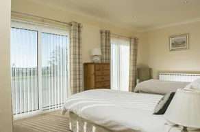 Ballachrink Farm Cottages - Image 4