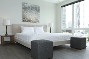 Spacious 4BR in Wrigleyville by Sonder - Image 4