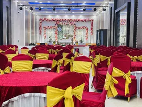 Town Hall Party Palace And Peace Garden Hotel by OYO Rooms - Image 2