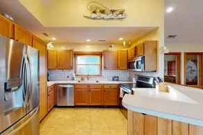 Surfs Inn #35 5 6 Br Home - Image 2